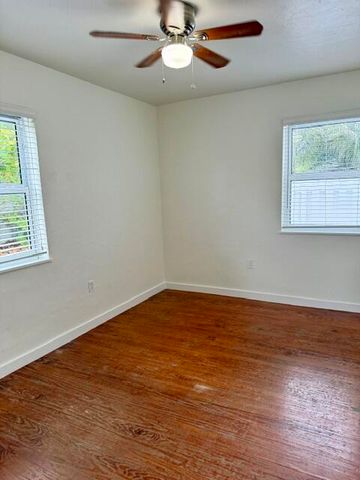 715 2nd Avenue S 1, Lake Worth Beach, FL 33460