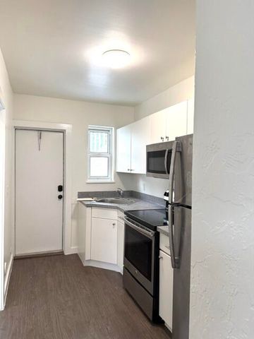 715 2nd Avenue S 1, Lake Worth Beach, FL 33460