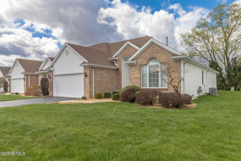 5832 Crossbrooke Lane, Waterville, OH 43566
