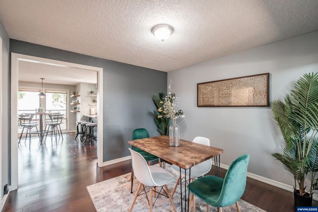 5275 Parker Ct S, Salem, OR 97306