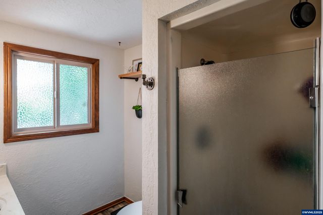 5275 Parker Ct S, Salem, OR 97306