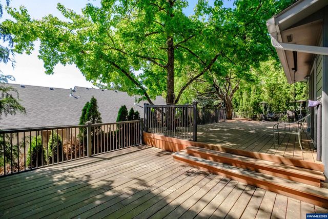 5275 Parker Ct S, Salem, OR 97306