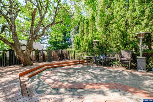 5275 Parker Ct S, Salem, OR 97306