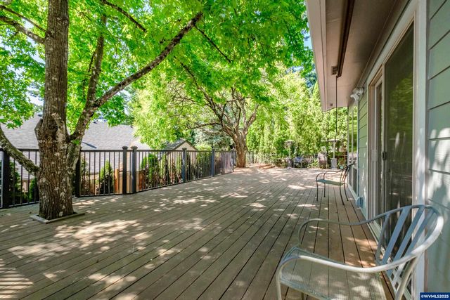 5275 Parker Ct S, Salem, OR 97306