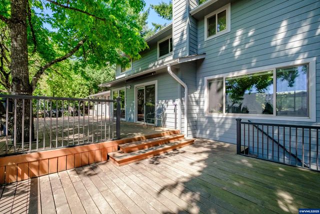 5275 Parker Ct S, Salem, OR 97306