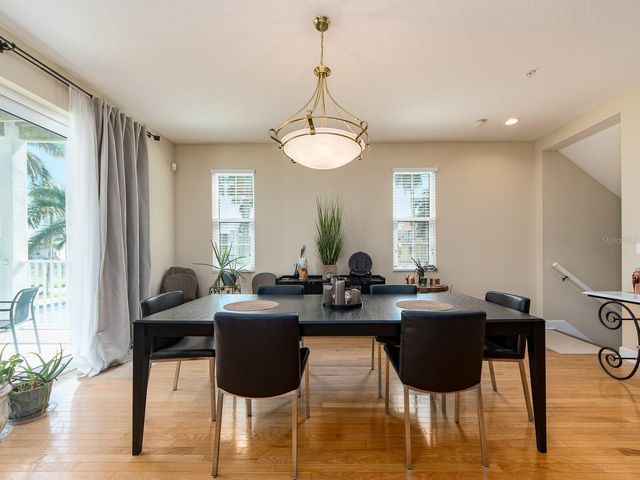 139 YACHT CLUB CIRCLE, North Redington Beach, FL 33708