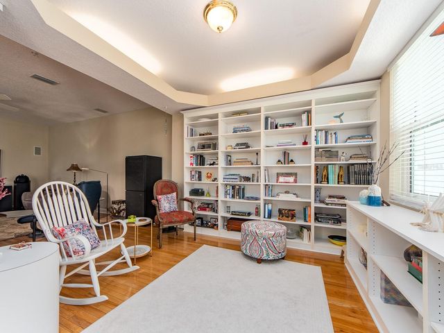 139 YACHT CLUB CIRCLE, North Redington Beach, FL 33708