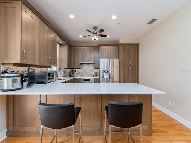 139 YACHT CLUB CIRCLE, North Redington Beach, FL 33708