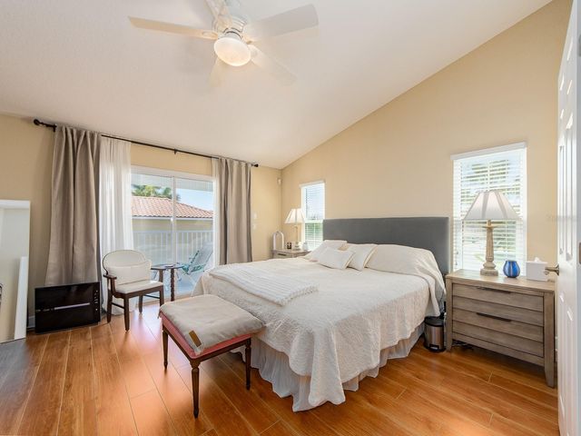 139 YACHT CLUB CIRCLE, North Redington Beach, FL 33708