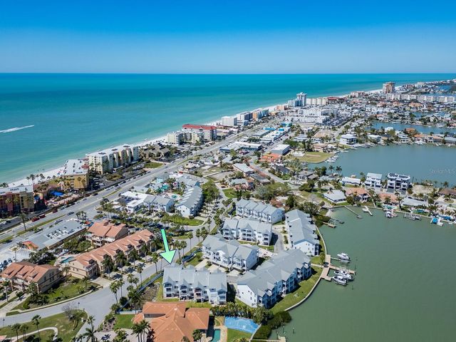 139 YACHT CLUB CIRCLE, North Redington Beach, FL 33708