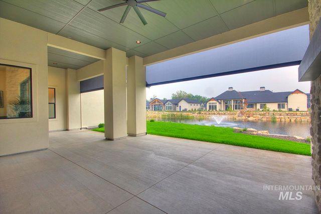 542 Midpoint Ave, Middleton, ID 83644