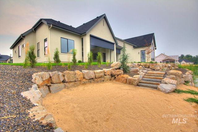 542 Midpoint Ave, Middleton, ID 83644