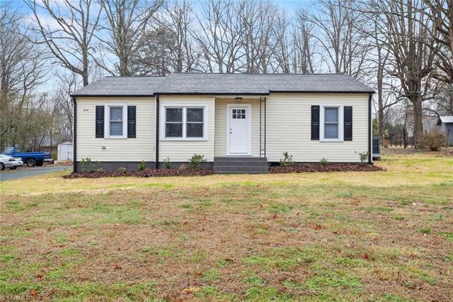 624 Hawthorne Drive, Asheboro, NC 27205