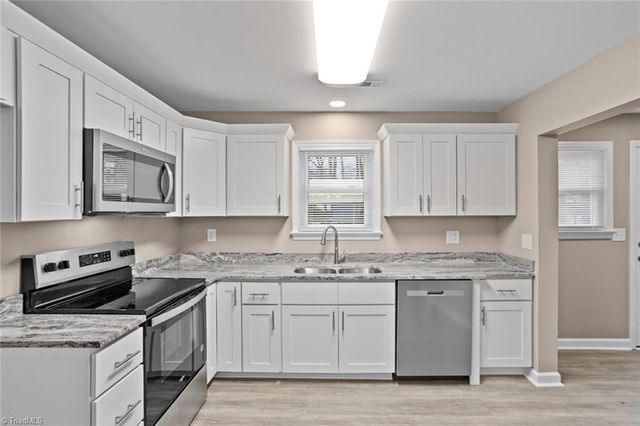 624 Hawthorne Drive, Asheboro, NC 27205