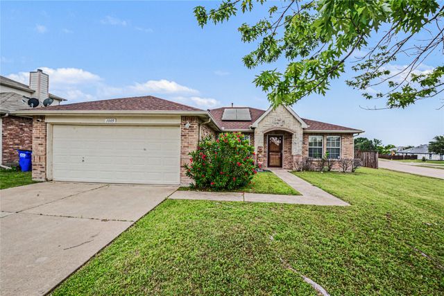 1005 Windsor Lane, Forney, TX 75126