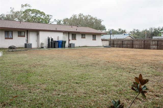 5644 ANTOINETTE STREET, Sarasota, FL 34232