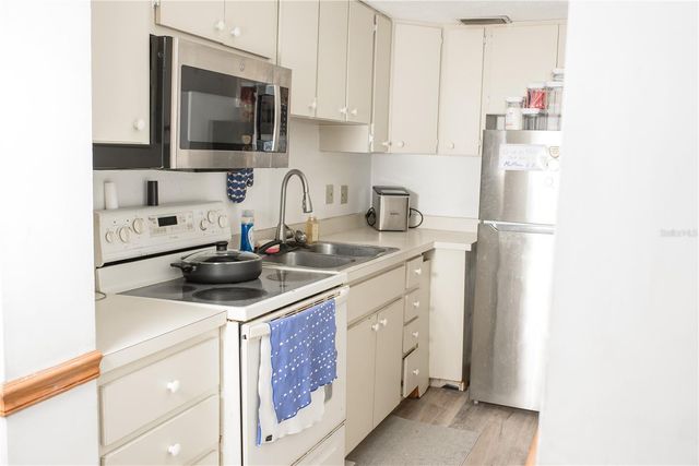 5644 ANTOINETTE STREET, Sarasota, FL 34232