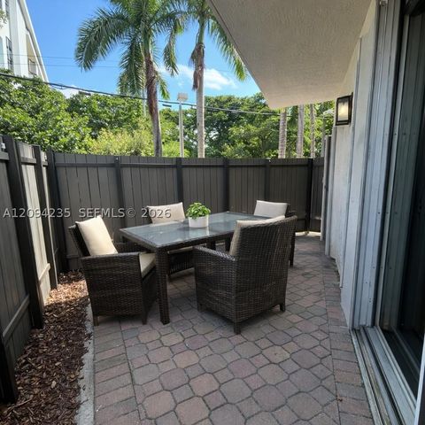 1918 Brickell Ave 101, Miami, FL 33129