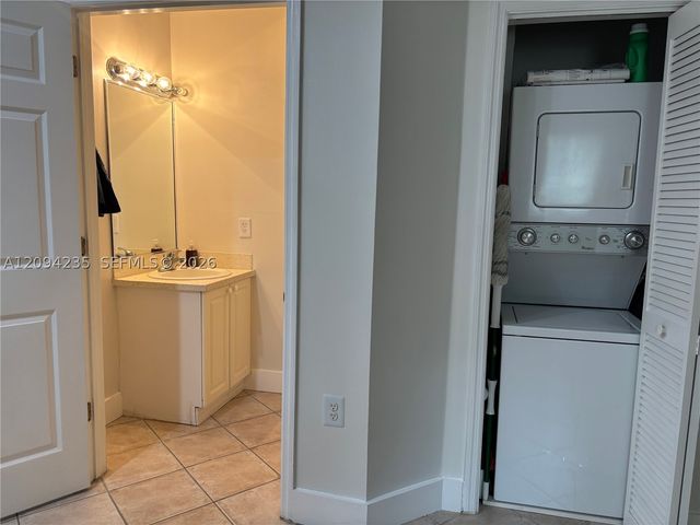 1918 Brickell Ave 101, Miami, FL 33129