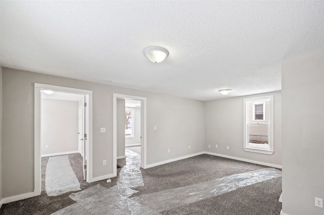 3007 E 8th Street, Des Moines, IA 50316