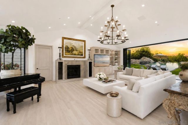 7030 Caminito De Conejos, Rancho Santa Fe, CA 92067