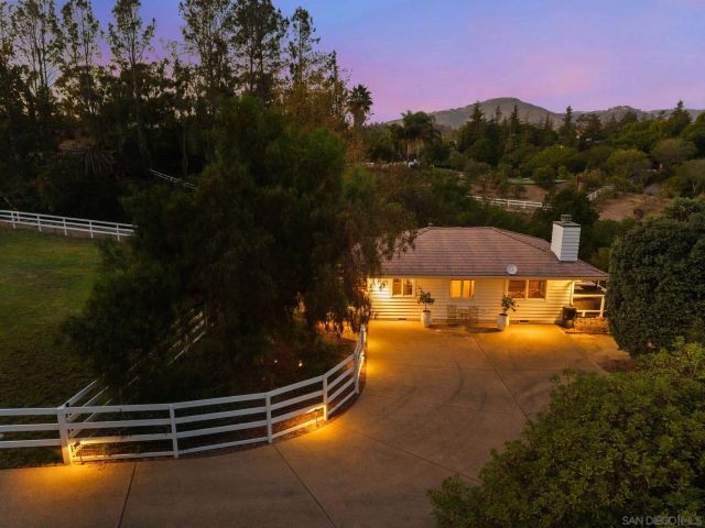 7030 Caminito De Conejos, Rancho Santa Fe, CA 92067