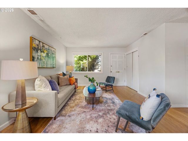 9235 N SEWARD Ave, Portland, OR 97217