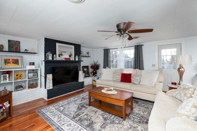 1145 Crestview Drive 1145 Crestview Drive, Troy, OH 45373