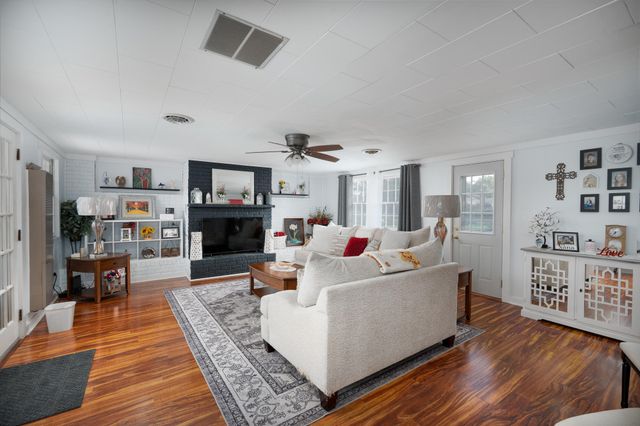 1145 Crestview Drive 1145 Crestview Drive, Troy, OH 45373