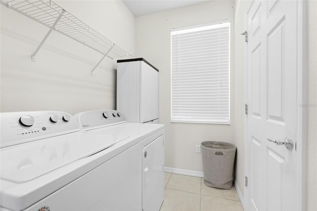 3730 82ND AVENUE CIRCLE E 104, Sarasota, FL 34243