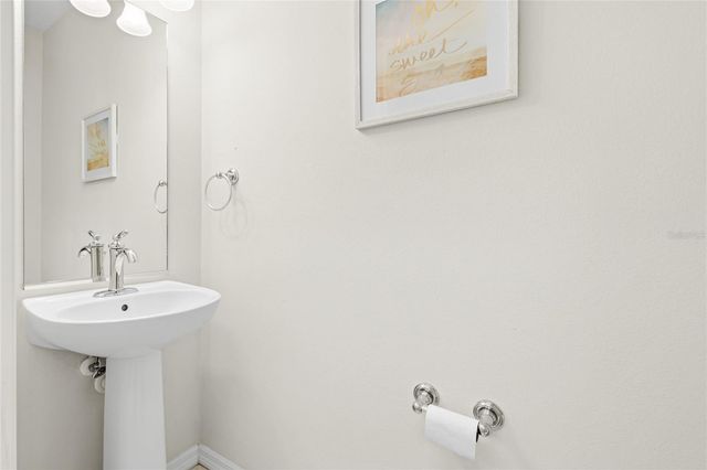 3730 82ND AVENUE CIRCLE E 104, Sarasota, FL 34243