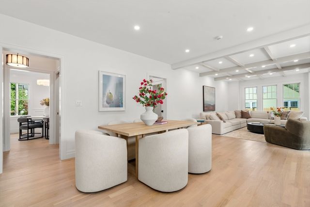28 Parker Rd, Wellesley, MA 02482
