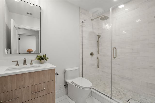 28 Parker Rd, Wellesley, MA 02482