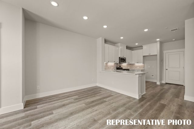 1805 Summer Aura, Mesquite, TX 75181