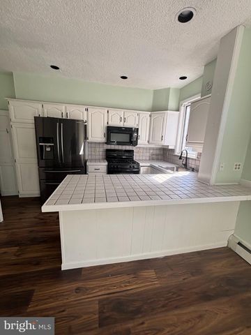 4332 ALDINE ST, Philadelphia, PA 19136