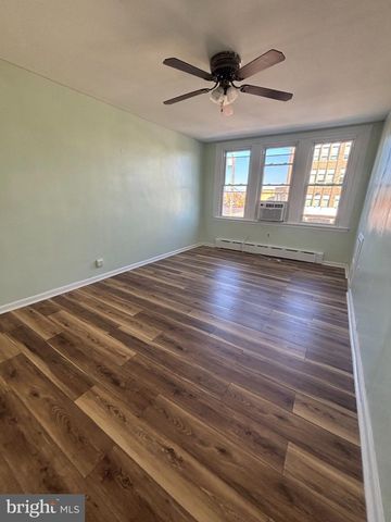 4332 ALDINE ST, Philadelphia, PA 19136