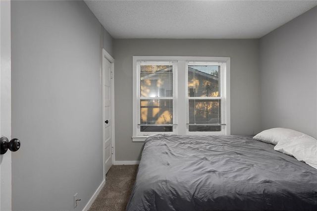 1707 W 44th Street, Kansas City, MO 64111