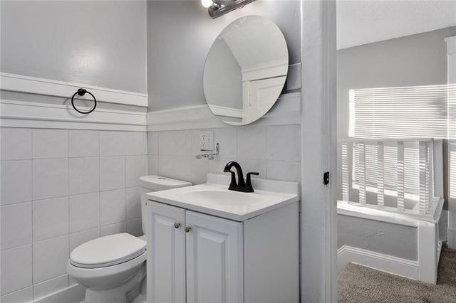 1707 W 44th Street, Kansas City, MO 64111