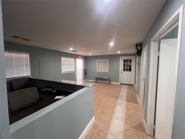 960 County Road 5021, Cleveland, TX 77327