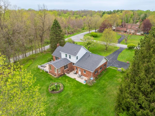 328 E Tratebas Road, Chesterton, IN 46304