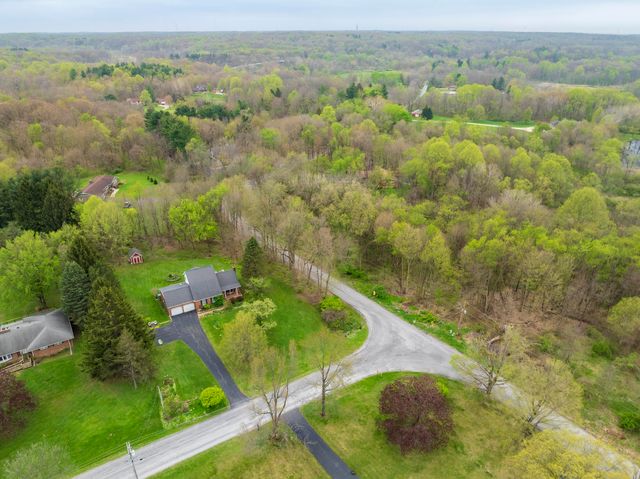 328 E Tratebas Road, Chesterton, IN 46304