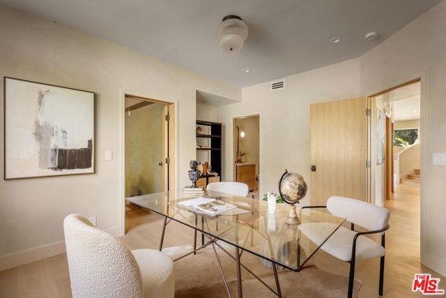 4016 San Remo Way, Tarzana (los Angeles), CA 91356
