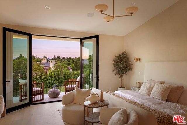 4016 San Remo Way, Tarzana (los Angeles), CA 91356