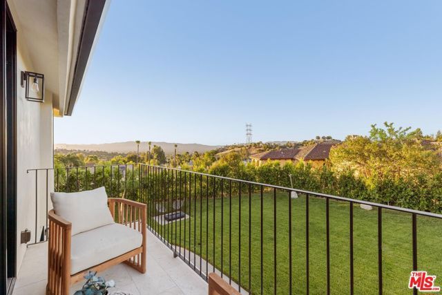 4016 San Remo Way, Tarzana (los Angeles), CA 91356