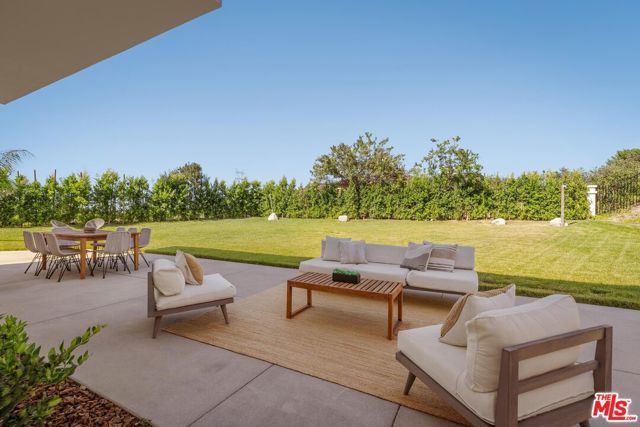 4016 San Remo Way, Tarzana (los Angeles), CA 91356