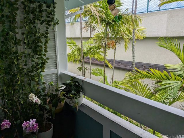 355 Aoloa Street G205, Kailua, HI 96734