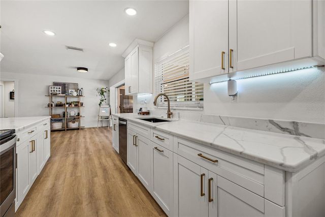 1425 EMBASSY DRIVE, Clearwater, FL 33764