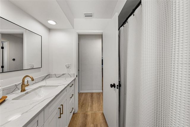 1425 EMBASSY DRIVE, Clearwater, FL 33764