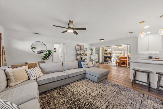 1425 EMBASSY DRIVE, Clearwater, FL 33764