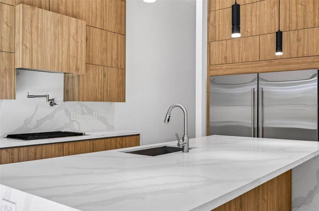 4426 W EUCLID AVENUE, Tampa, FL 33629